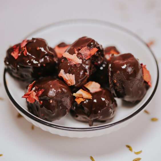 Paan dates 2 2 564x564